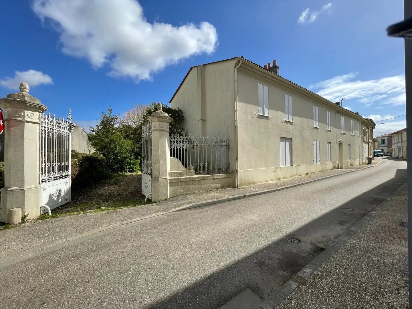 Maison à vendre, 280m², Saint-Seurin-de-Cadourne