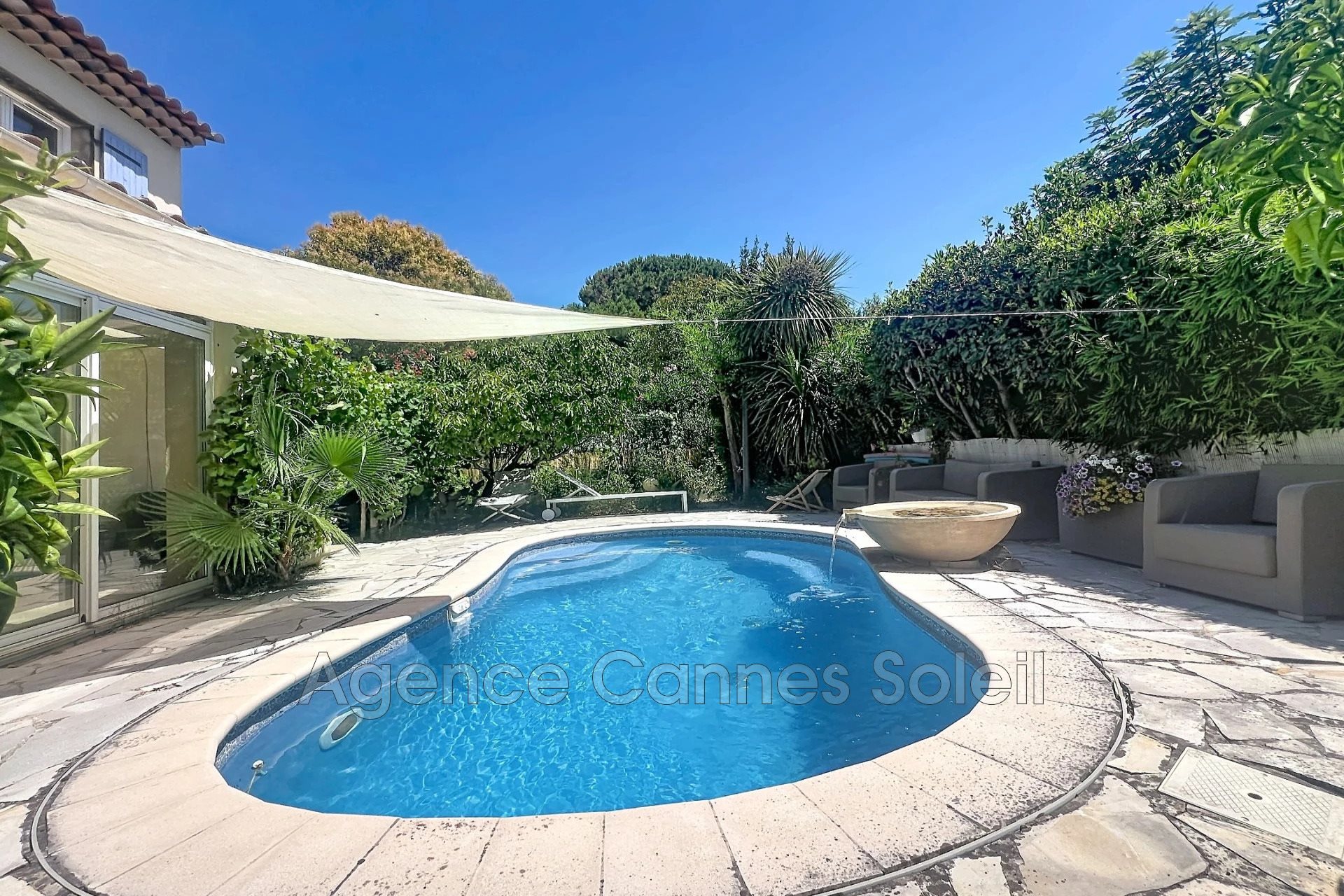 Maison à vendre, 97m², La Roquette-sur-Siagne