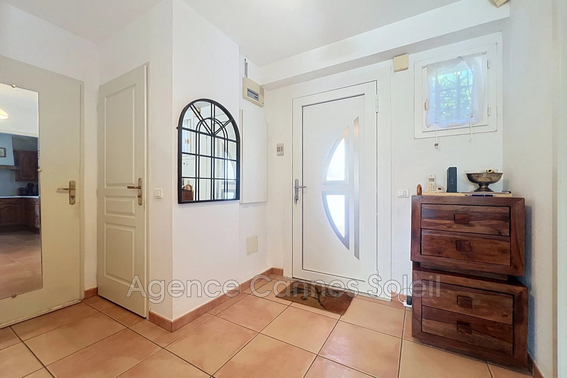 Maison à vendre, 97m², La Roquette-sur-Siagne