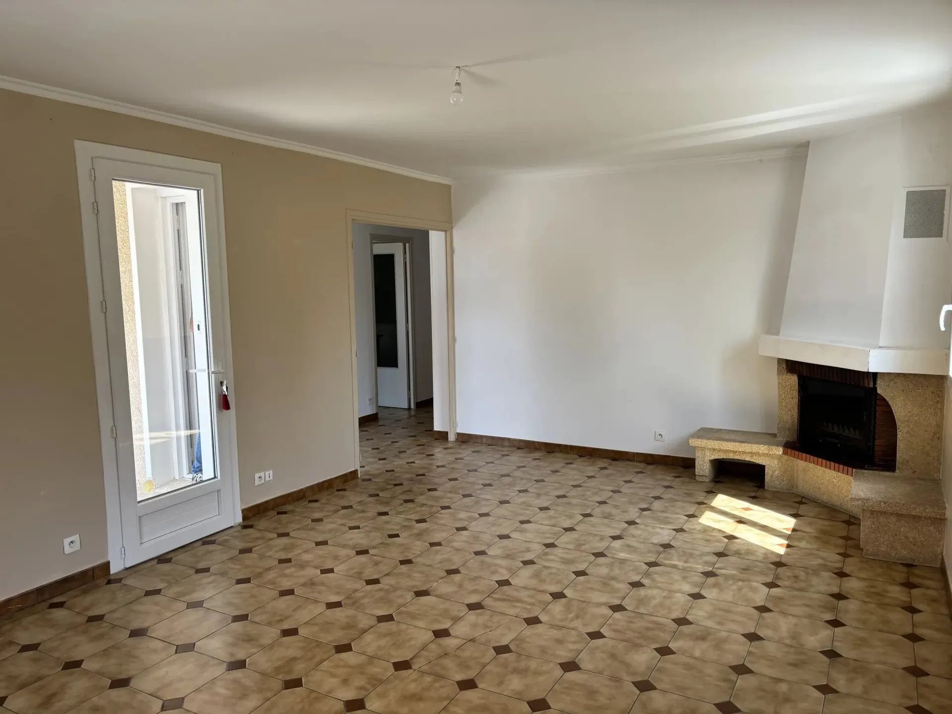 Maison à vendre, 100m², Mollégès