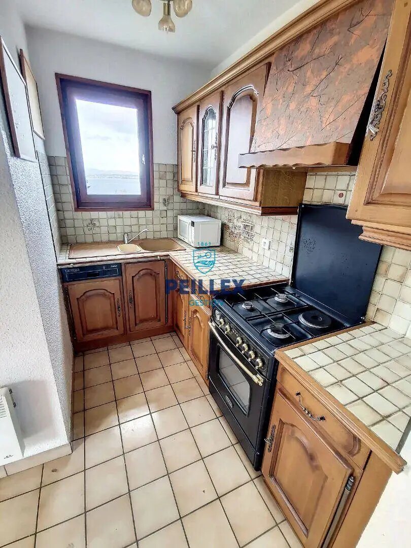 Appartement à louer, 57m², Neuvecelle