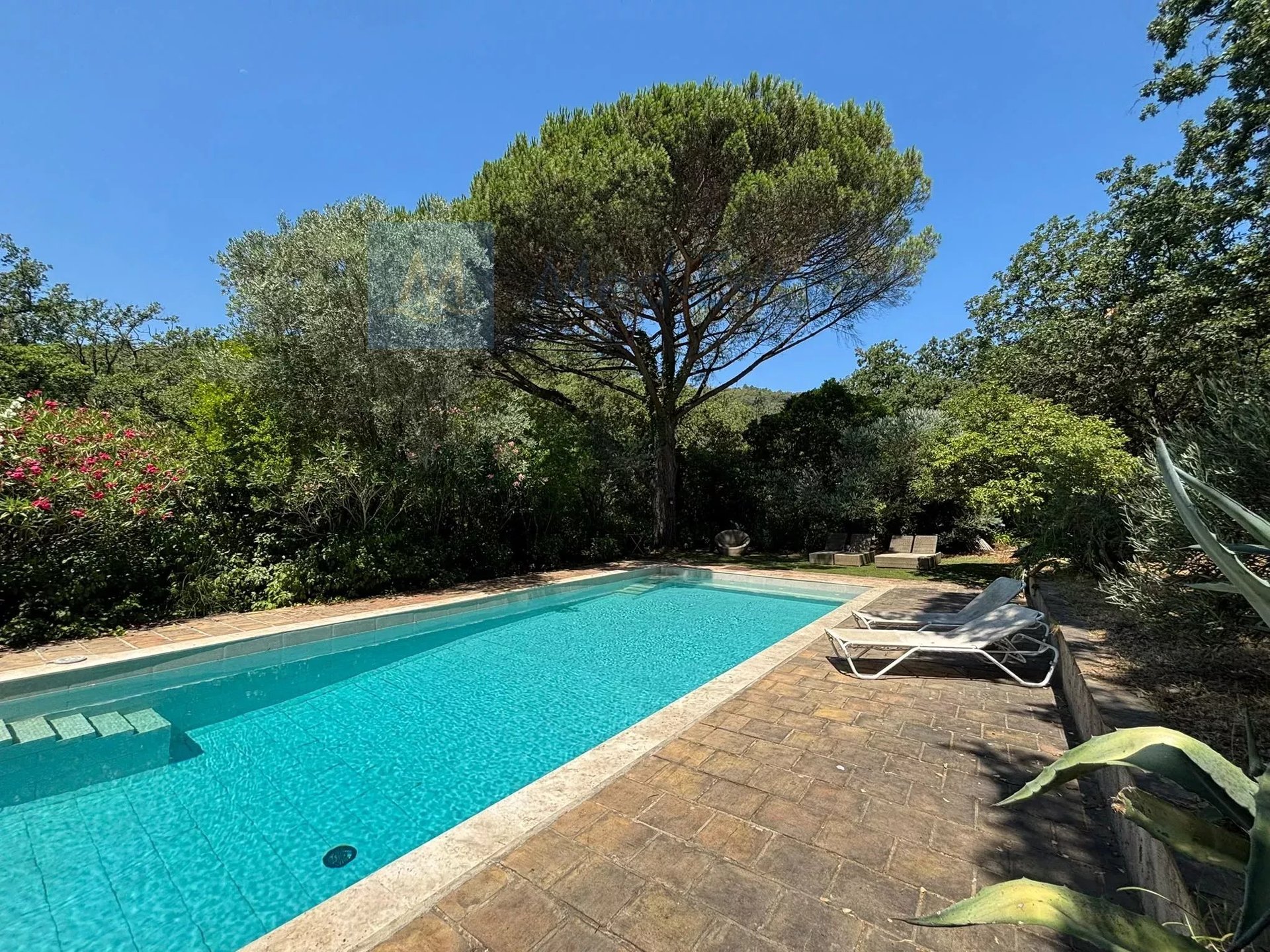 Maison à vendre, 250m², Grimaud