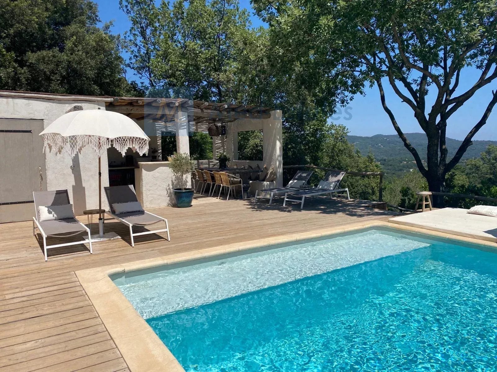 Maison à vendre, 300m², La Garde-Freinet
