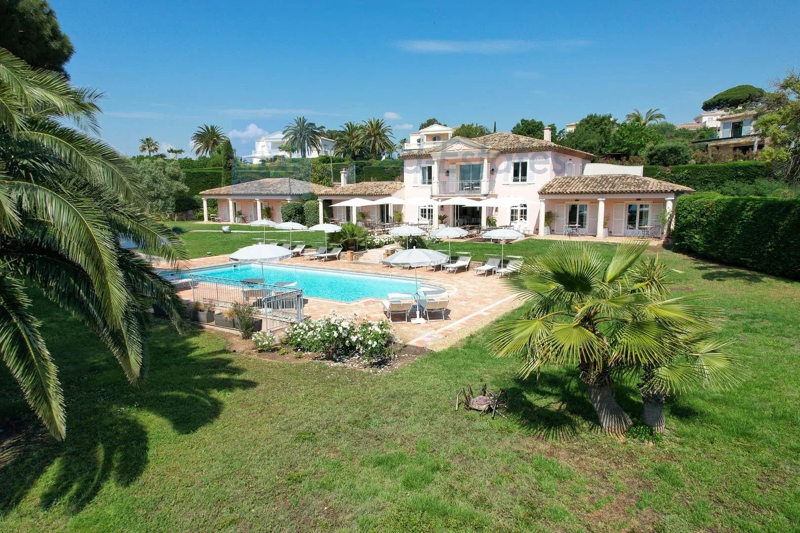 Maison à vendre, 614m², Grimaud