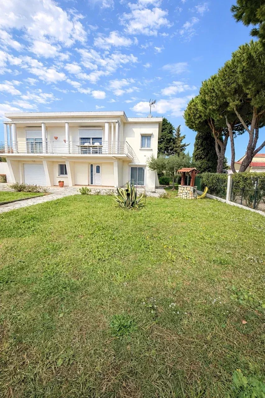 Maison à vendre, 194m², Port-Saint-Louis-du-Rhône