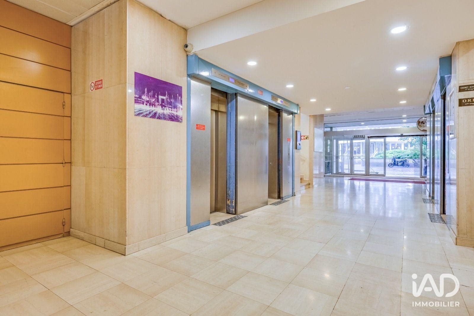 Appartement à vendre, 77m², Courbevoie