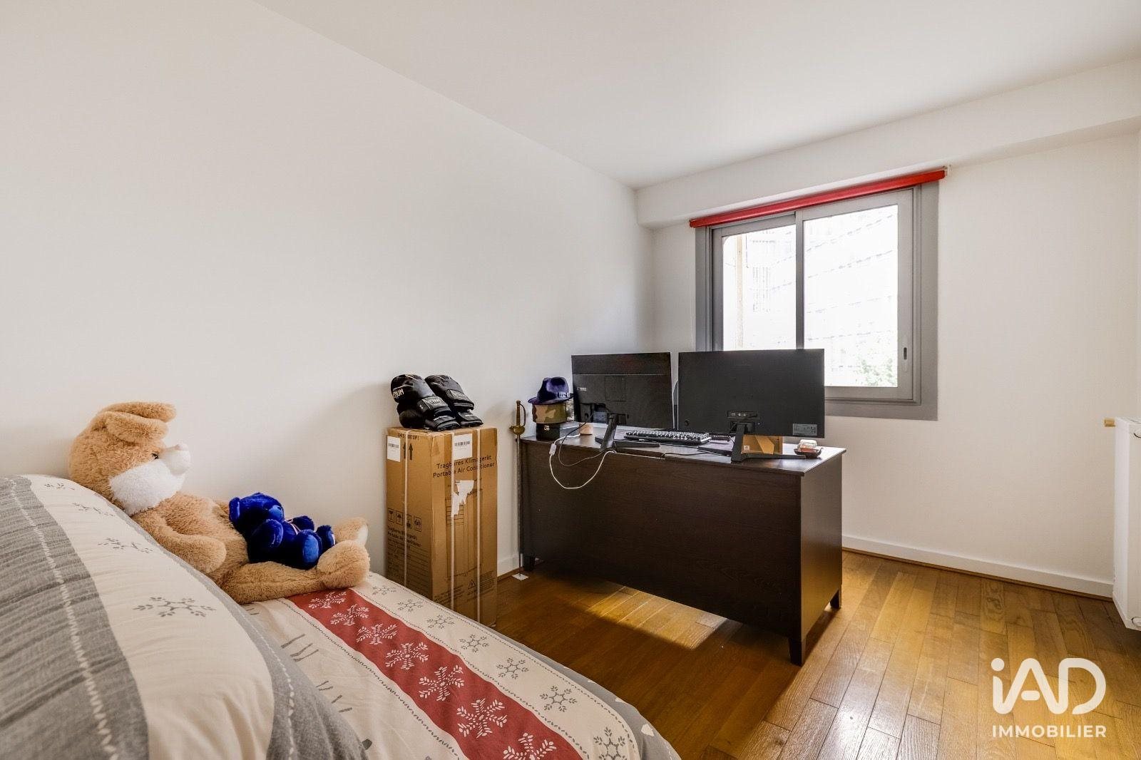 Appartement à vendre, 77m², Courbevoie