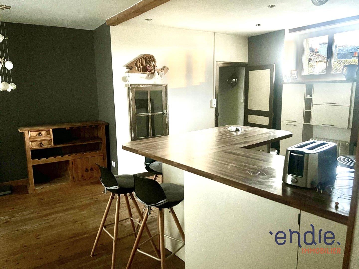 Appartement à vendre, 236m², Airvault