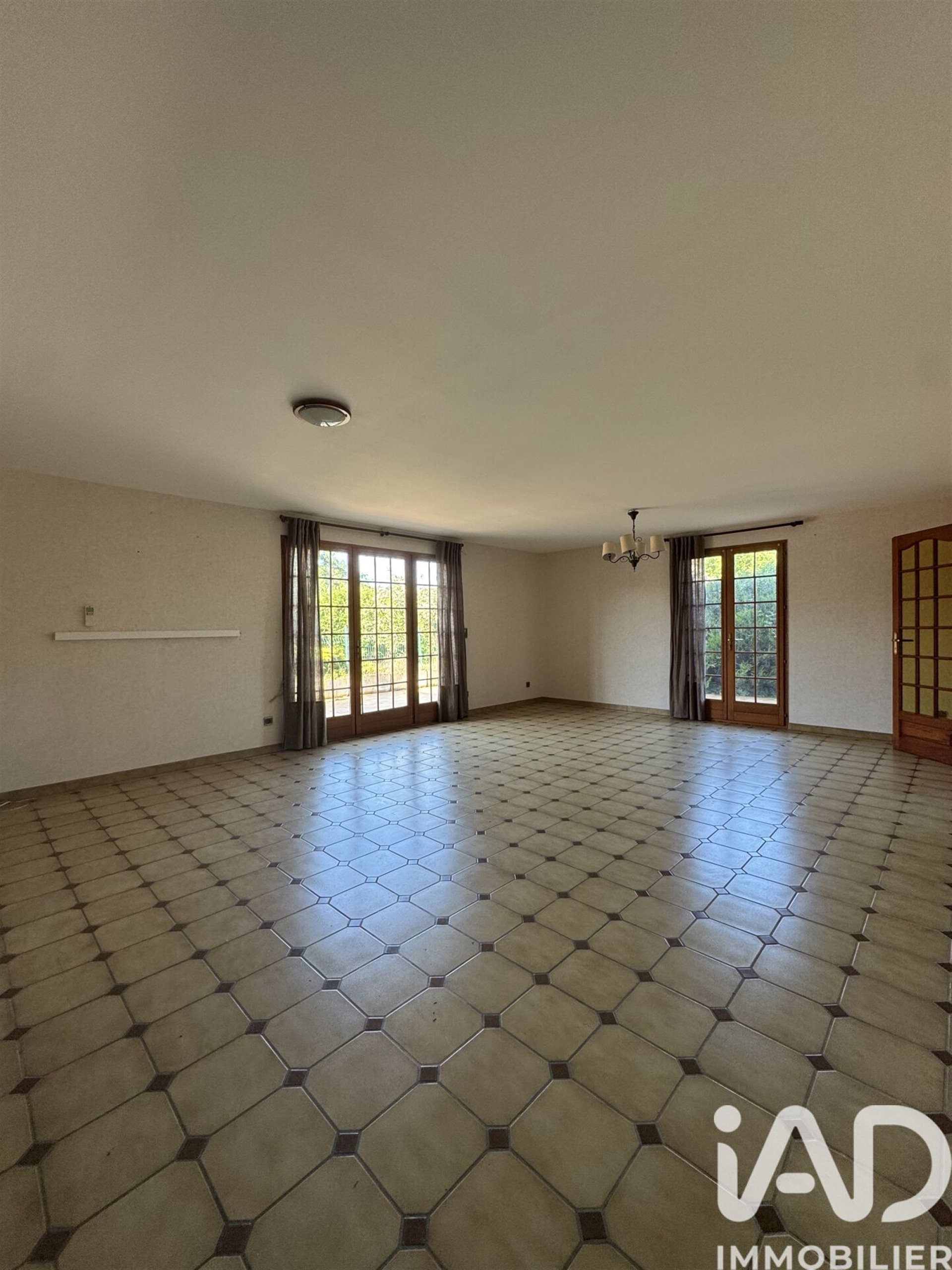 Maison à vendre, 214m², Trouy