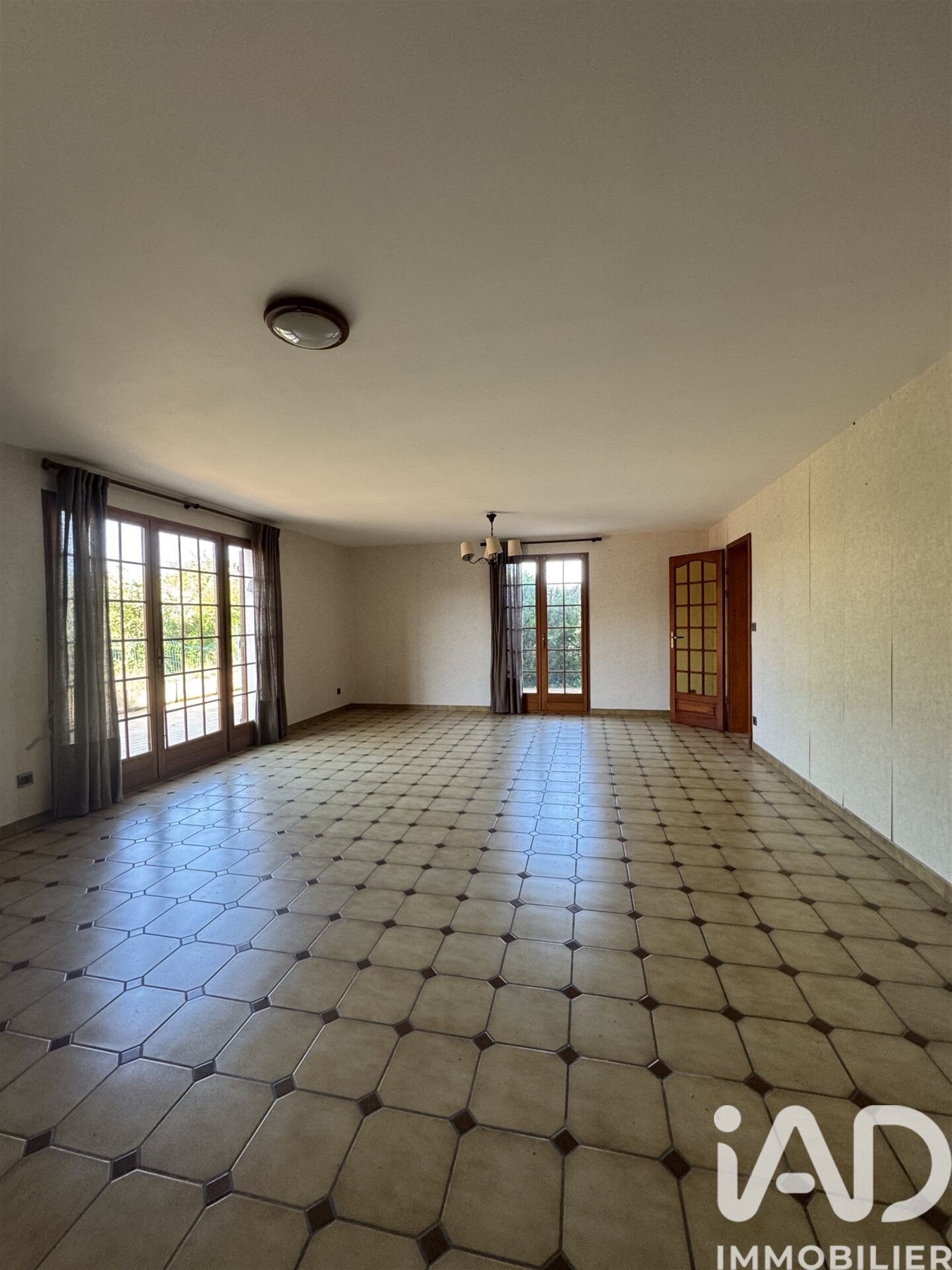 Maison à vendre, 214m², Trouy