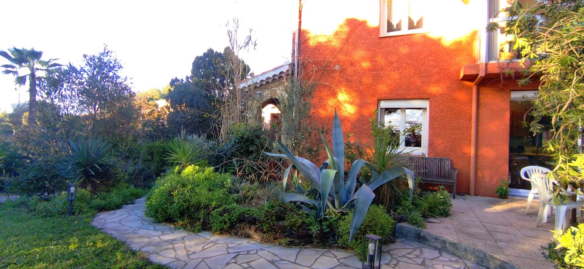 Maison à vendre, 200m², Marseillan