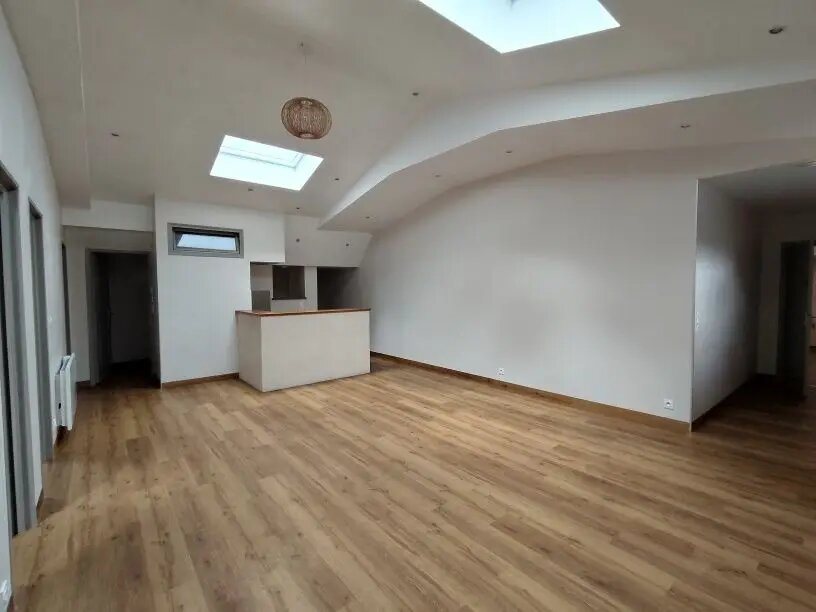 Appartement à louer, 81m², Port-en-Bessin-Huppain