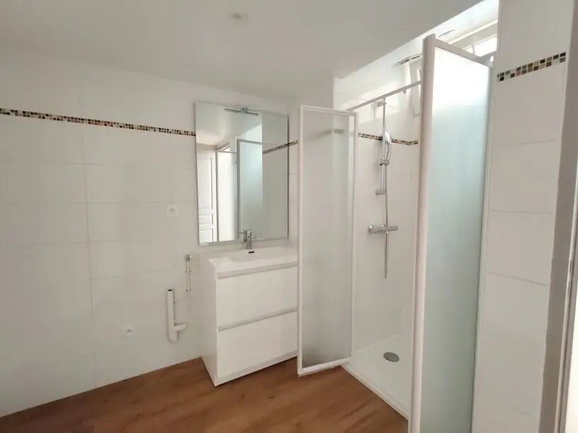 Appartement à louer, 81m², Port-en-Bessin-Huppain