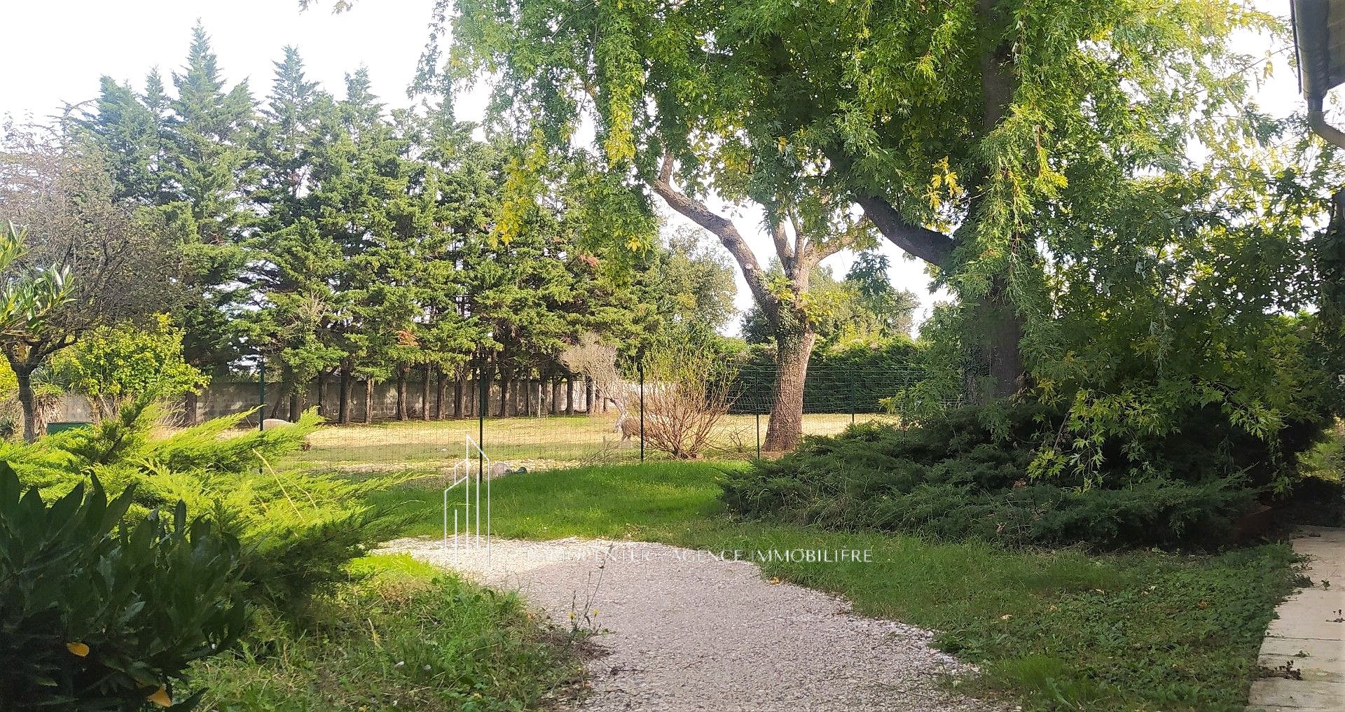 Maison à vendre, 220m², Montélier