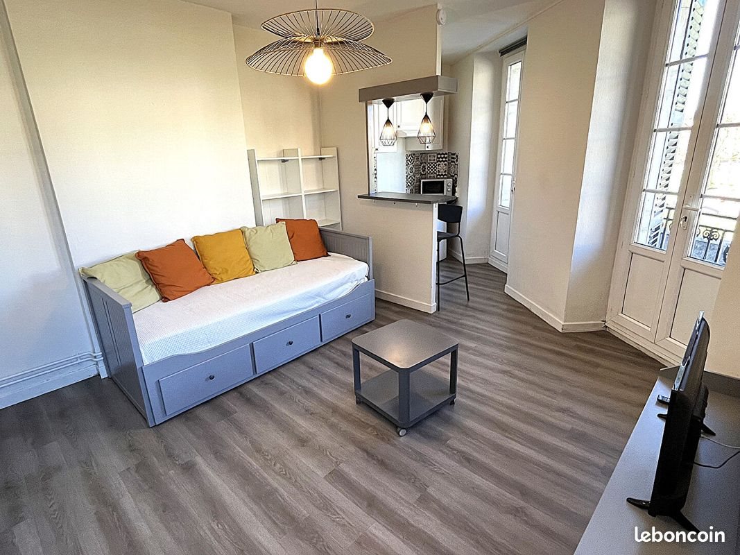 Appartement à louer, 21m², Pau