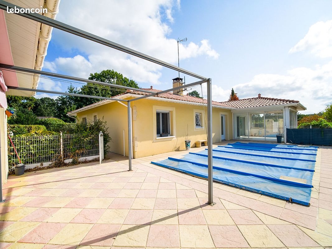 Maison à vendre, 147m², Ychoux