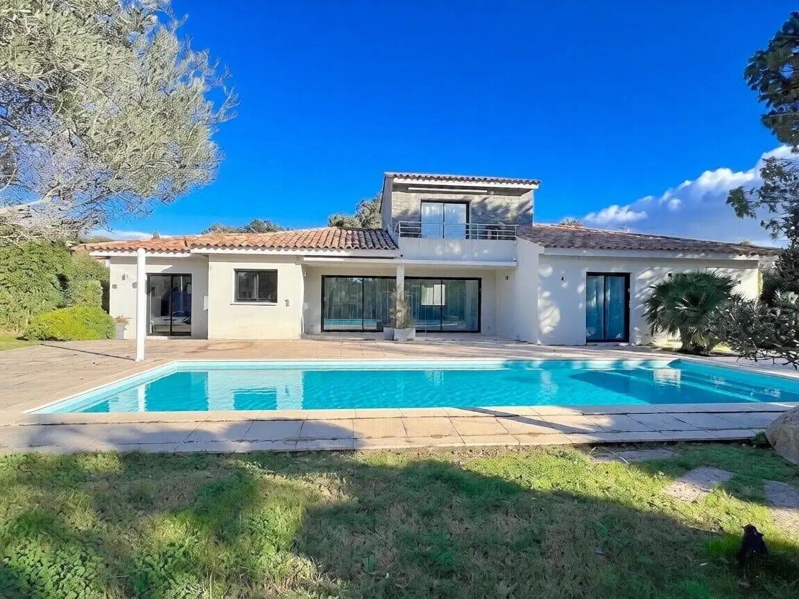 Maison à vendre, 158m², Porto-Vecchio