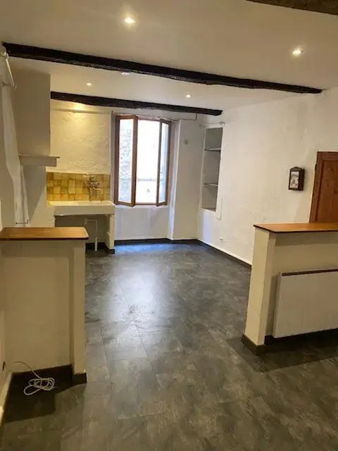 Appartement à louer, 28m², Puget-Théniers