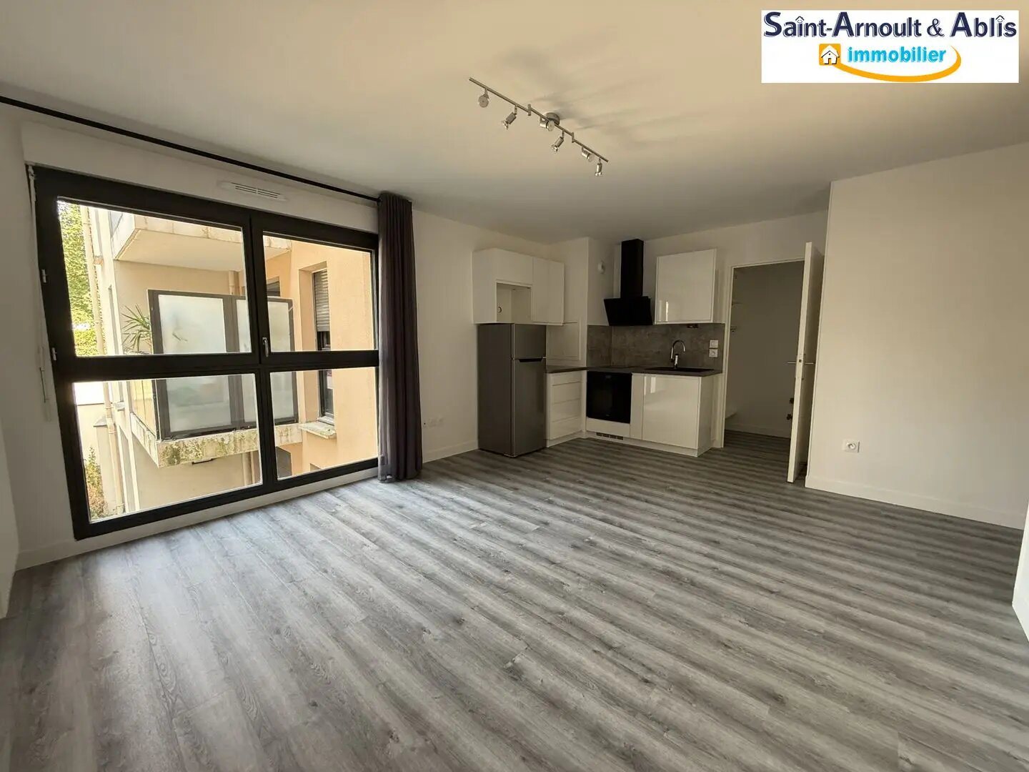 Appartement à louer, 30m², Saint-Arnoult-en-Yvelines