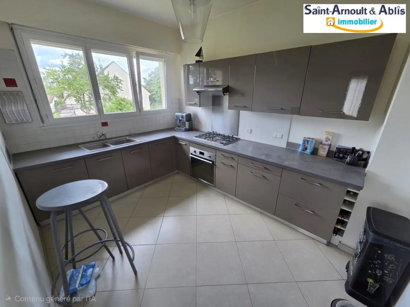 Maison à vendre, 110m², Saint-Arnoult-en-Yvelines