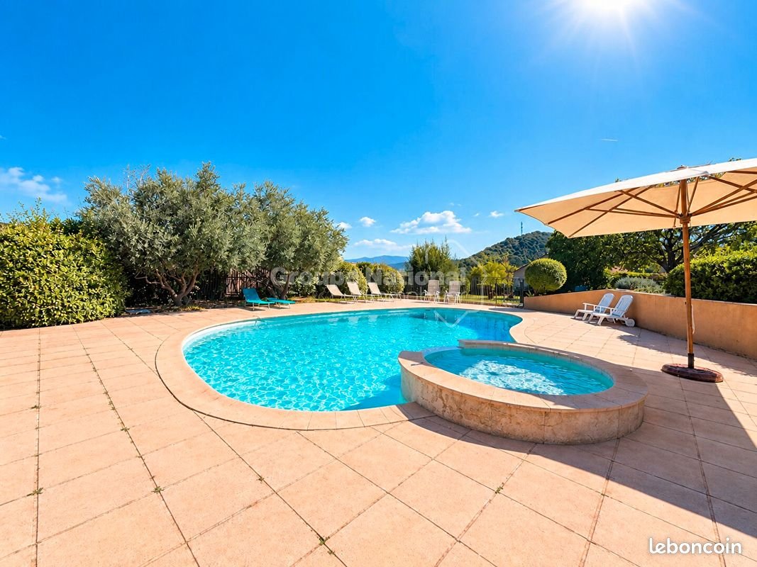 Maison à vendre, 240m², Allemagne-en-Provence