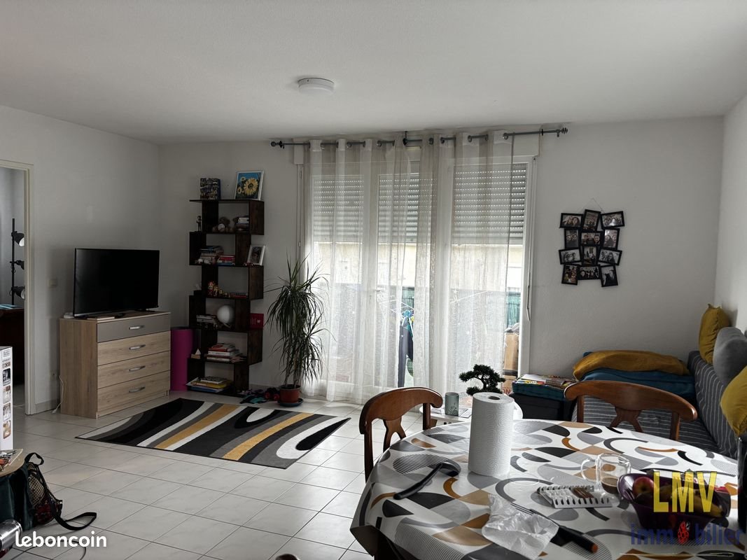 Appartement à louer, 45m², Pineuilh