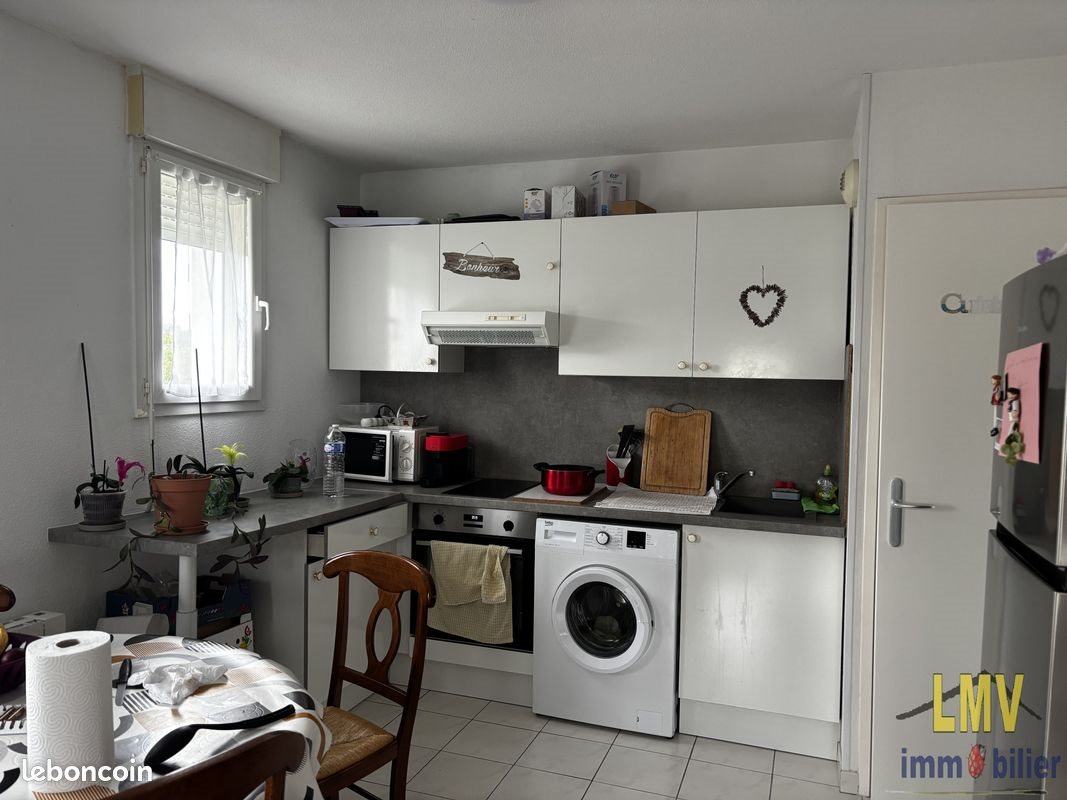 Appartement à louer, 45m², Pineuilh
