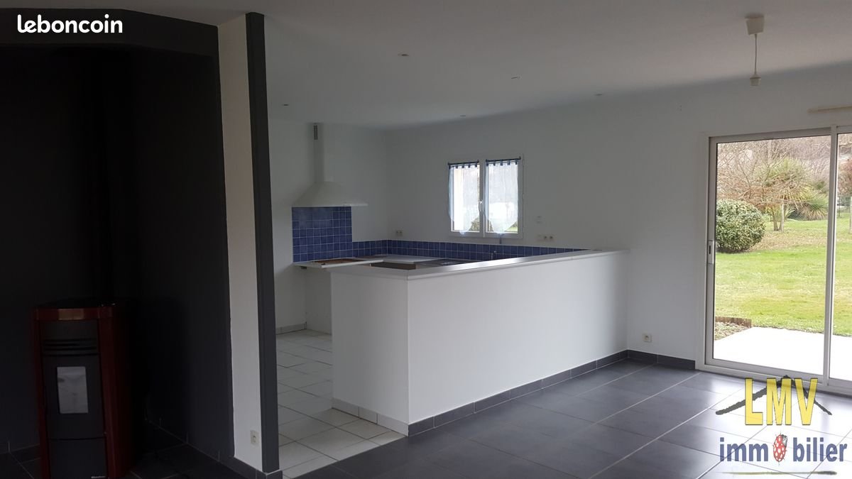 Maison à louer, 134m², Pineuilh
