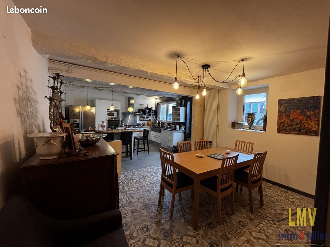 Maison à louer, 167m², Rauzan