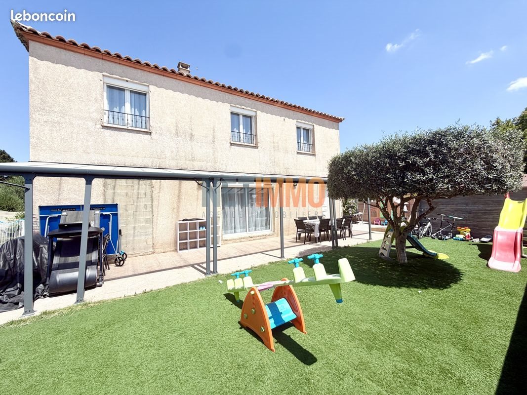 Maison à vendre, 156m², Calvisson