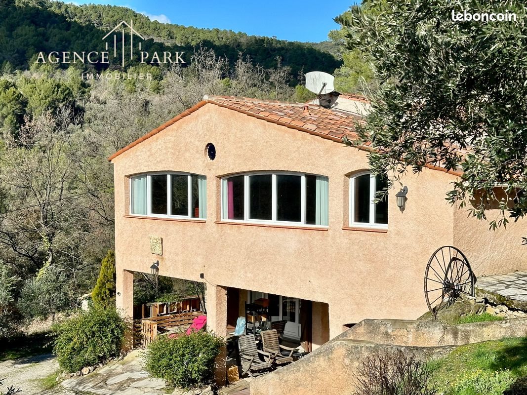 Maison à vendre, 177m², Callas