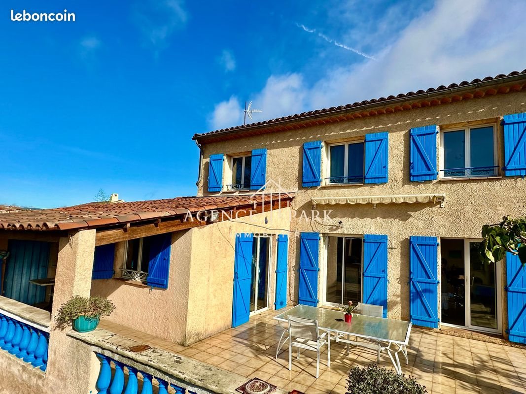 Maison à vendre, 200m², Trans-en-Provence
