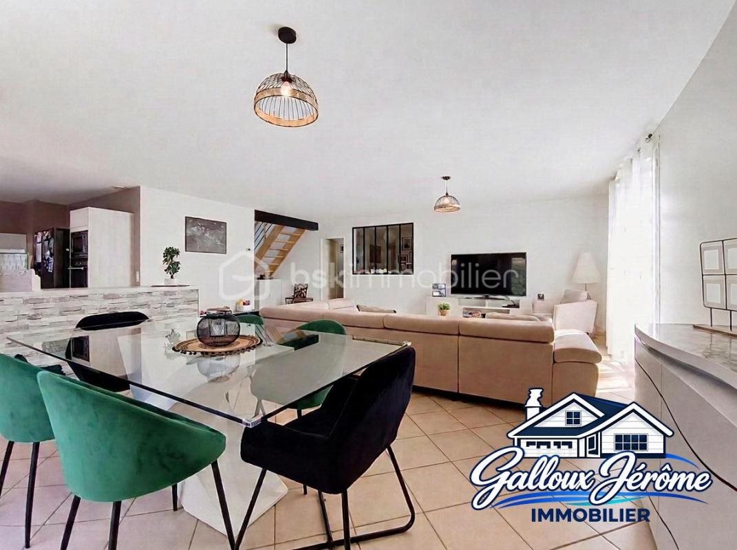 Maison à vendre, 189m², Moussy-le-Neuf