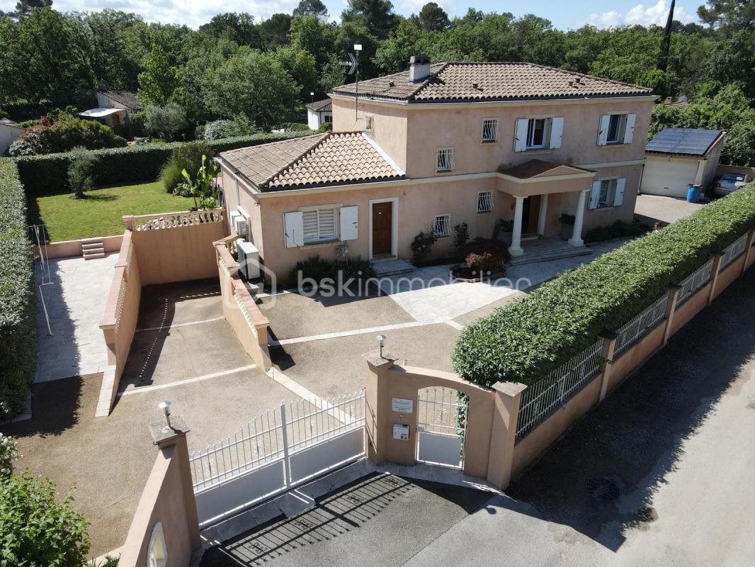 Maison à vendre, 240m², Trans-en-Provence