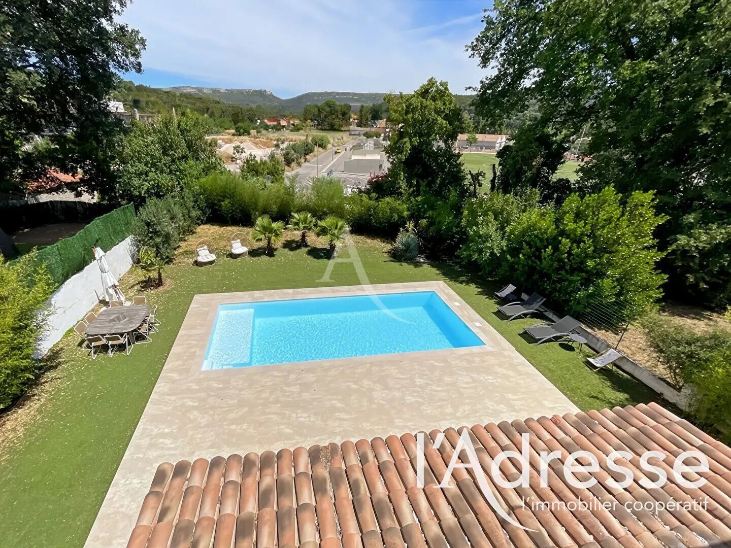 Maison à vendre, 165m², La Destrousse