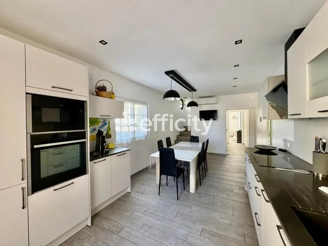 Maison à vendre, 89m², Sanary-sur-Mer