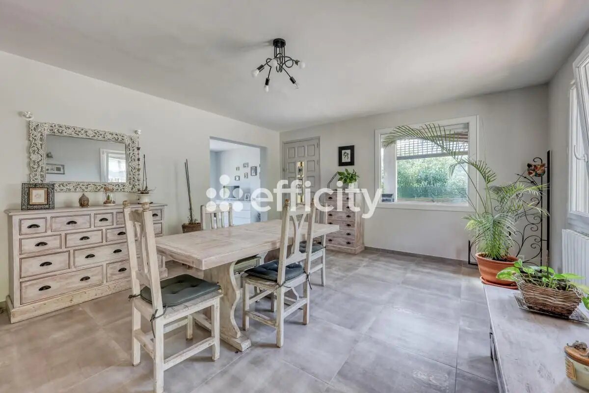 Maison à vendre, 175m², Le Revest-les-Eaux