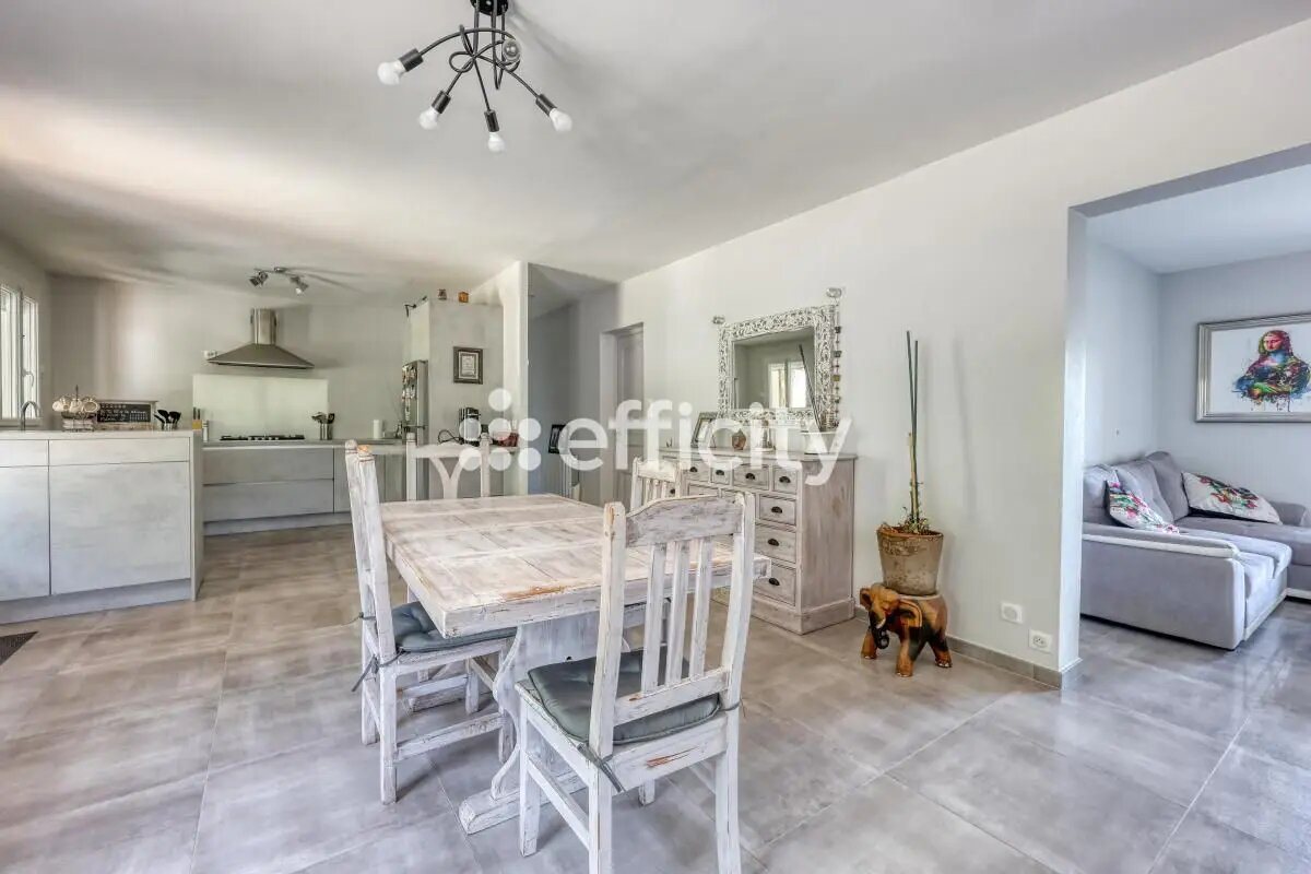 Maison à vendre, 175m², Le Revest-les-Eaux