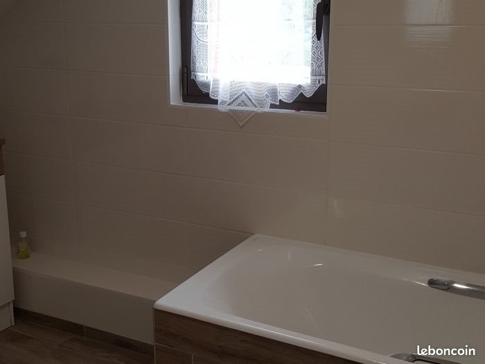 Appartement à louer, 88m², Saint-Vit