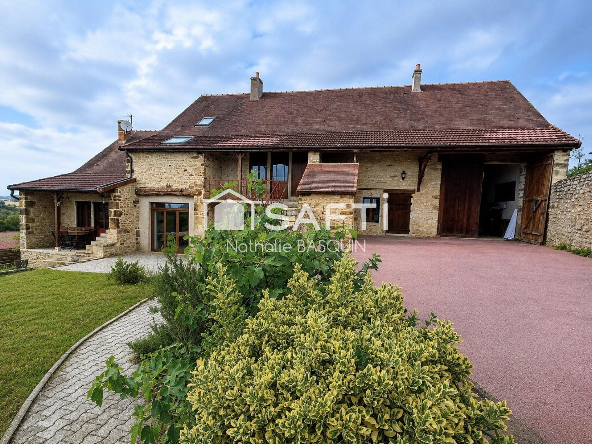 Maison à vendre, 213m², Saint-Gengoux-le-National