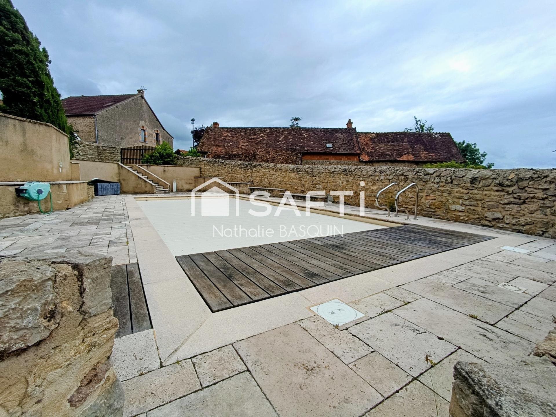 Maison à vendre, 213m², Saint-Gengoux-le-National
