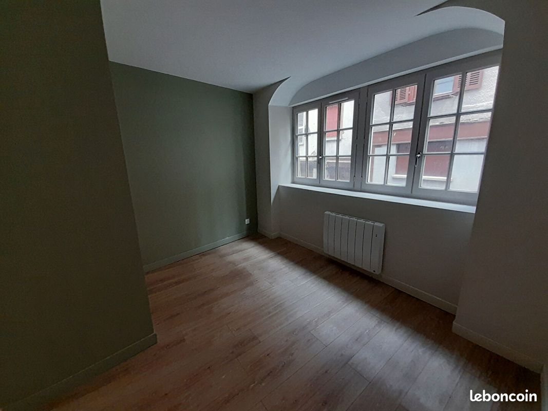 Appartement à louer, 26m², Thiers
