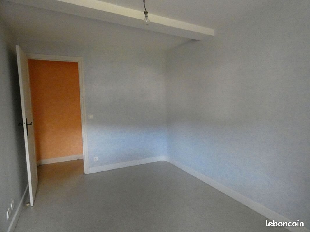 Appartement à louer, 51m², Thiers