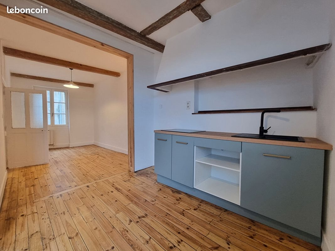 Appartement à louer, 39m², Thiers