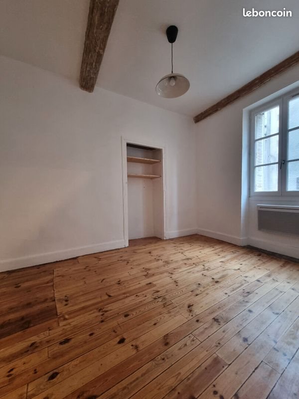 Appartement à louer, 39m², Thiers