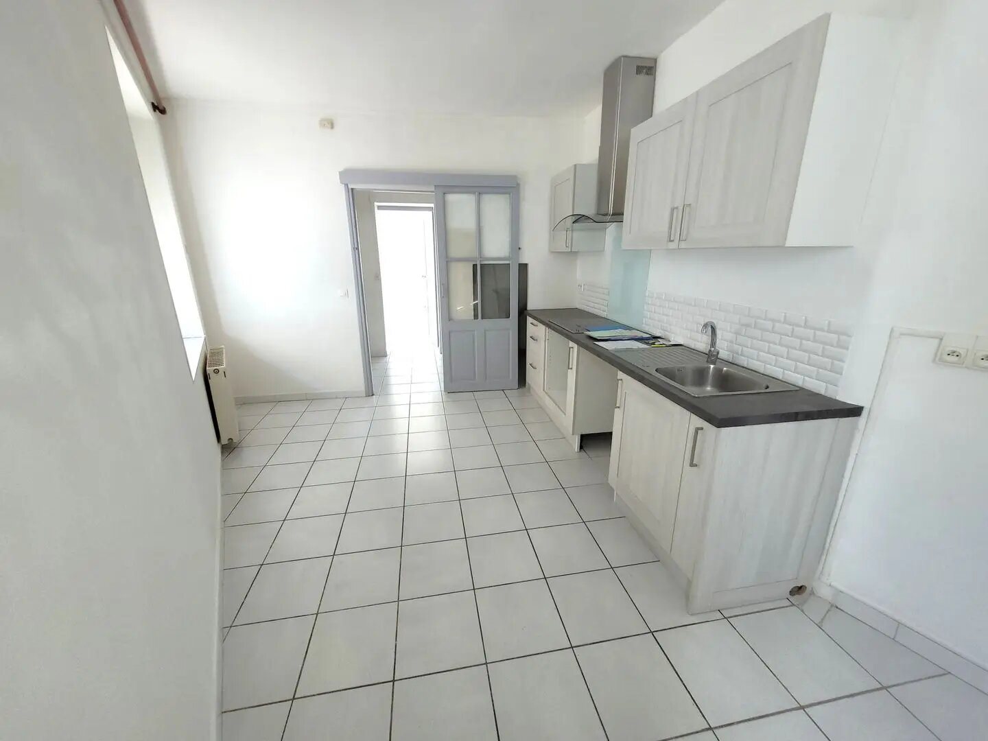 Maison à louer, 122m², Coursan
