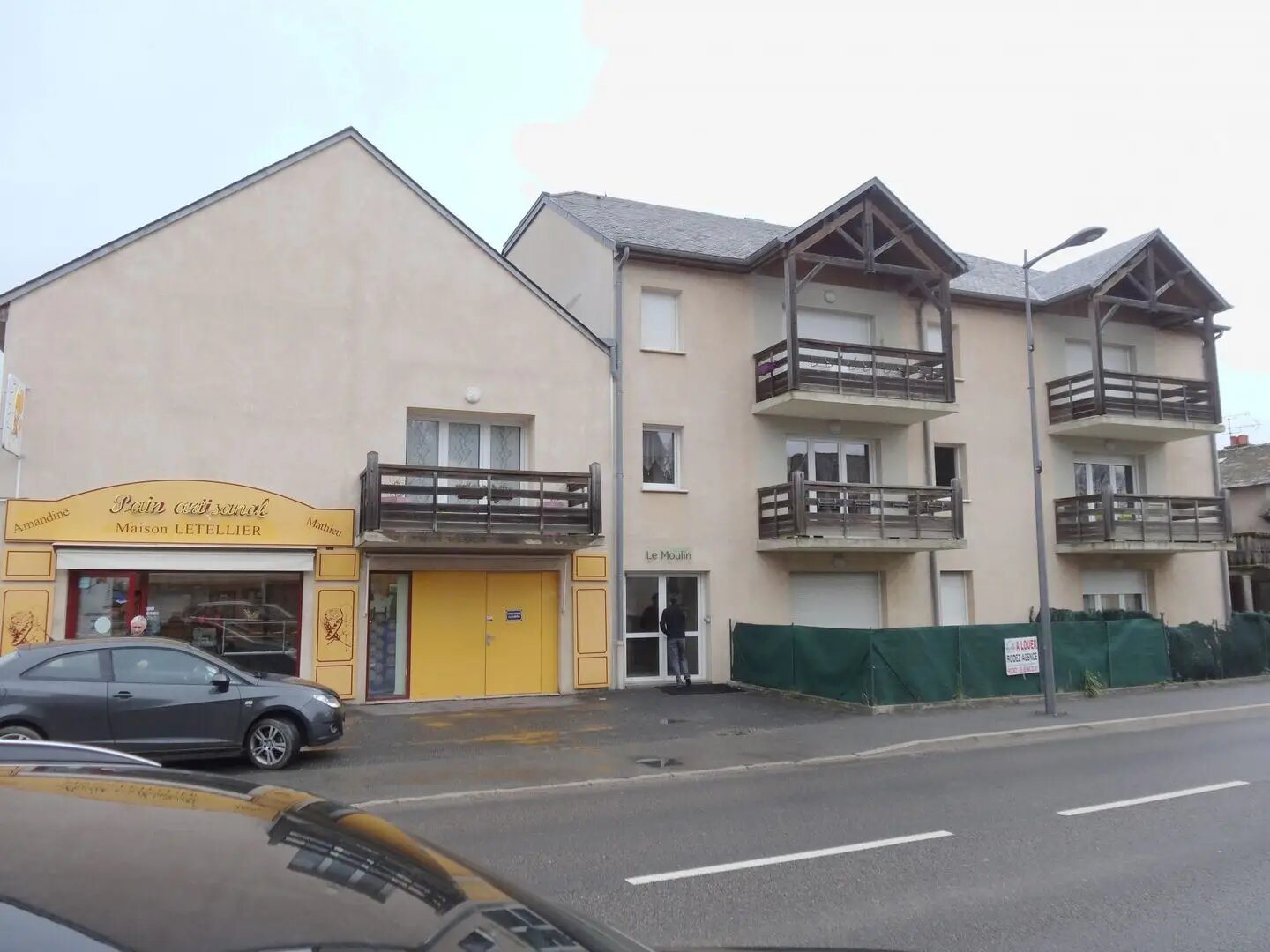 Appartement à louer, 68m², Rieupeyroux