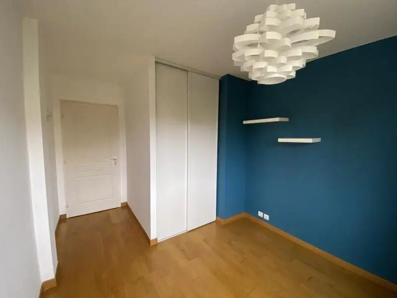 Appartement à louer, 68m², Rieupeyroux