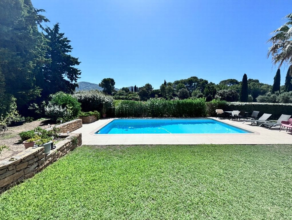 Maison à vendre, 135m², Saint-Cyr-sur-Mer