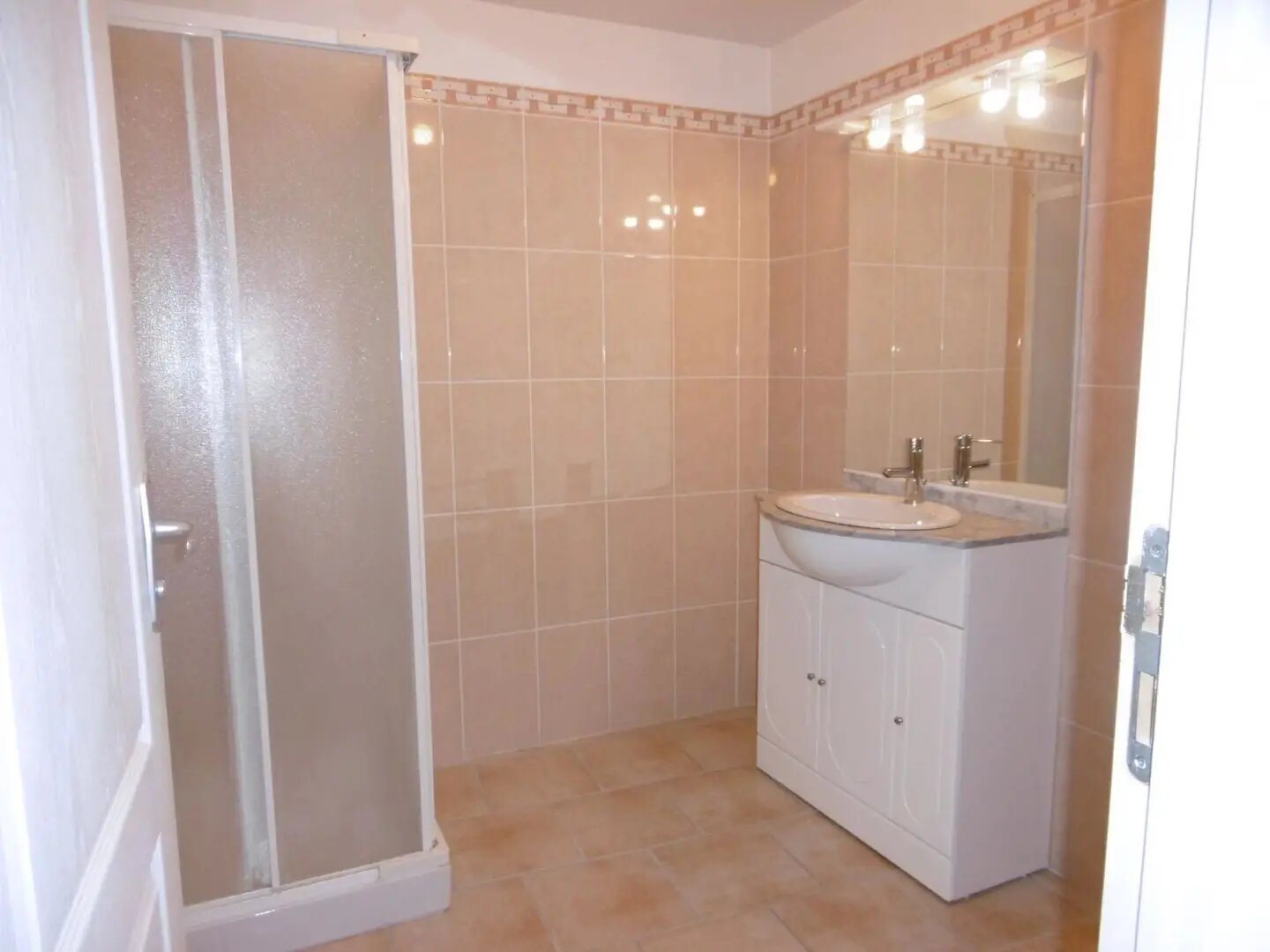 Appartement à louer, 75m², Tourves
